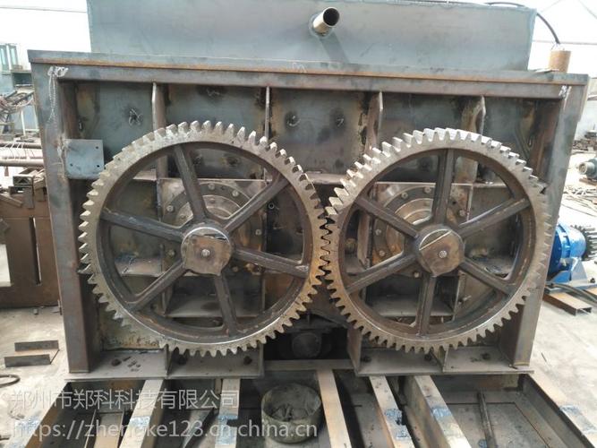 湖北安陆郑科三面走台配置js1000型双电机齿轮传动搅拌机