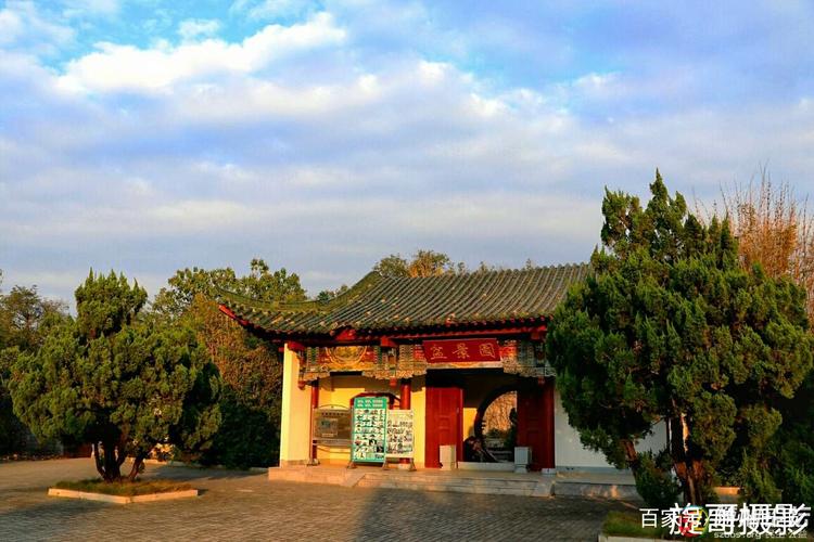 拍摄于市白云公园