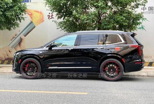 凯迪拉克xt6提车作业 正文"改出来后不是很满意,因为红边轮毂显得有点