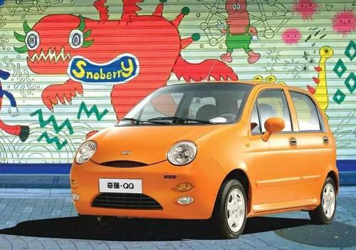 全新奇瑞qq实车曝光!造型疑似"碰瓷"宏光mini,网友:又