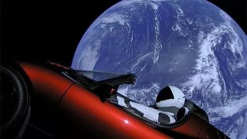 国内事儿      北京时间2月7日凌晨,特斯拉ceo埃隆马斯克的公司spacex