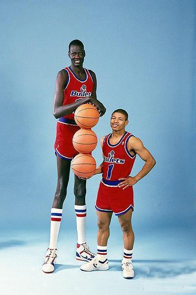 nba历史上个头最矮的球员是谁?身高是多少?