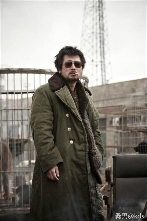 邮局港剧 男人还是要点匪气