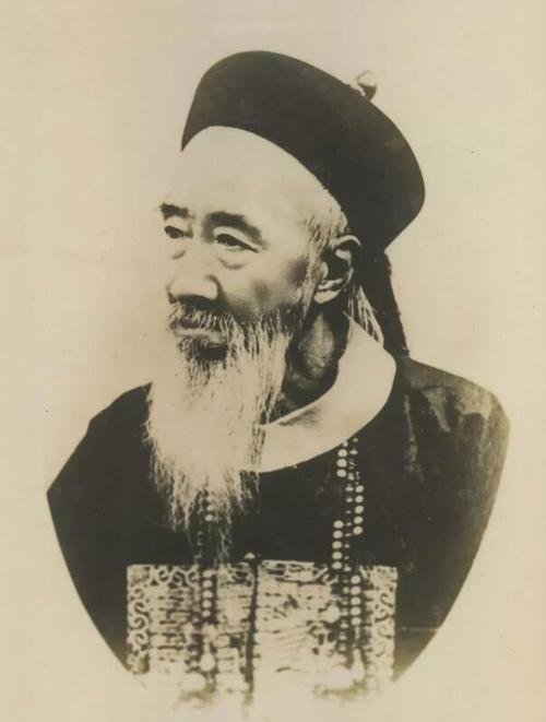 张之洞简介和生平事迹张之洞简介晚清名臣清代洋务派代表张之洞生平