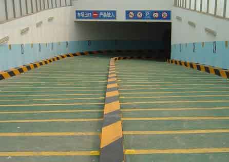 金刚砂防滑条,防滑带,水泥金刚砂坡道等产品介绍