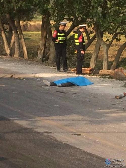 惨不忍睹!上林澄泰桥头"魔鬼路口"发生夺命车祸
