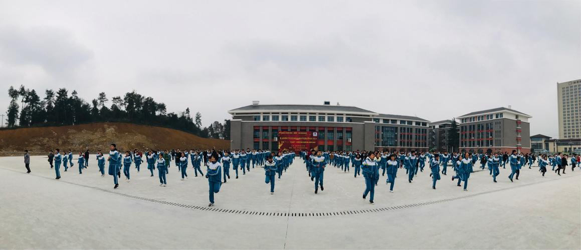 铸就强健体魄,磨炼顽强意志——遵义市第七中学备战中考体育