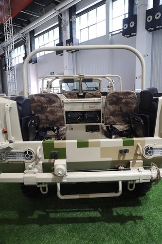 火力即正义!我国产山猫全地形车也背上大筒子