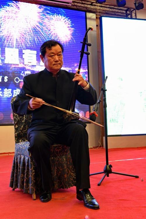 二胡独奏,金珠玛米赞