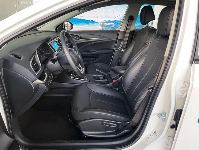 高品质高性价比合资大厂家轿,到店实拍别克英朗|内饰|轿车_网易订阅