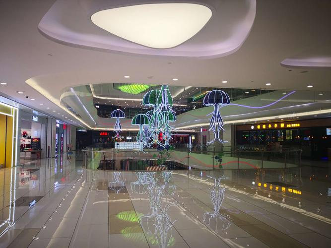 逛新开业商厦"和安宁春城"——2018年11月1日