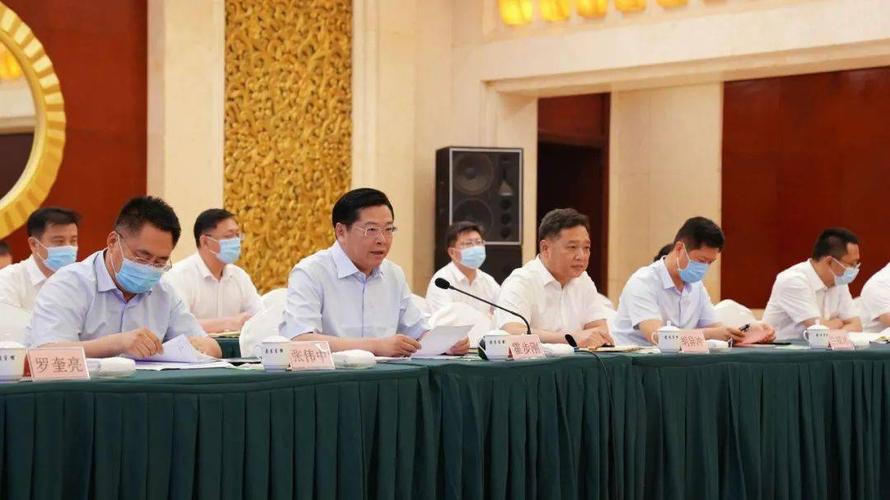 霍步刚会见鞍山市党政代表团