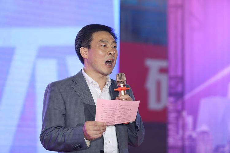 出席本次杀青盛典的主要领导和嘉宾有:太湖县县长朱小兵;原中国人民