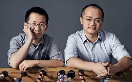 王兴和张一鸣是典型的理工男,喜欢谈论数学,世界和宇宙,王兴爱买
