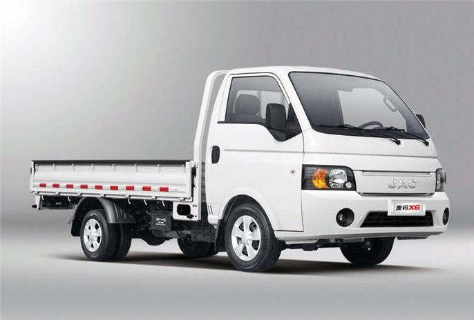 江淮汽车 康铃x6 运动版pro 国六 轴距3100 双排 仓栅轿卡的封面图