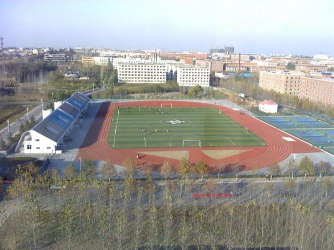 2017年中原工学院居2017中国最好大学排行榜第388名