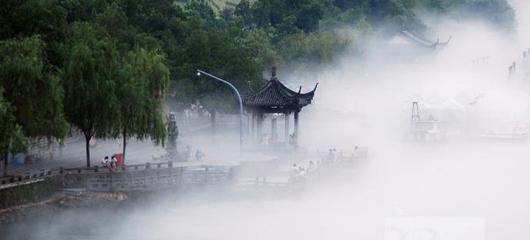 建德新安江 雨后飘奇雾