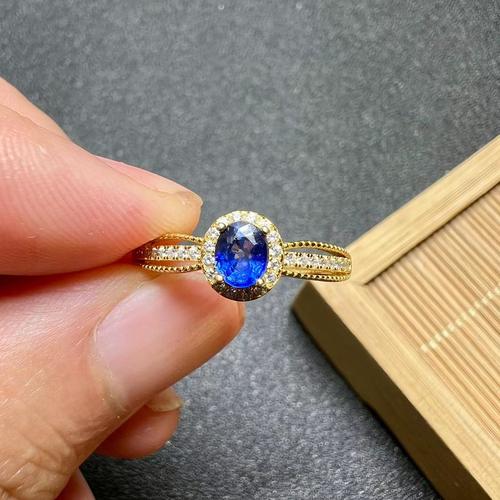 天然无烧斯里兰卡蓝宝石戒指皇家蓝925银精工镶嵌天然蓝宝石首饰