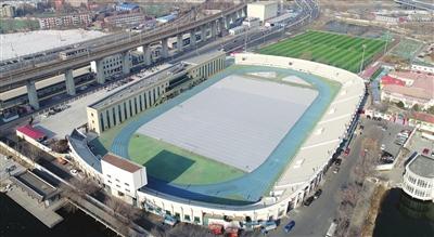 天津北方网讯:日前,坐落於本市火车头体育场的河北区体育中心建成