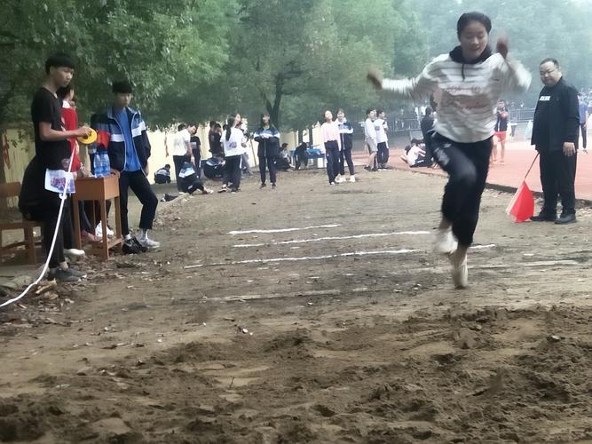 益阳高平迎丰中学招生简介