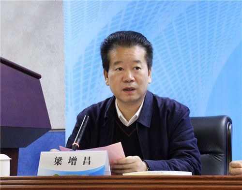 深圳市委政法委常务副书记,市法学会常务副会长梁增昌致辞 杨福祥摄