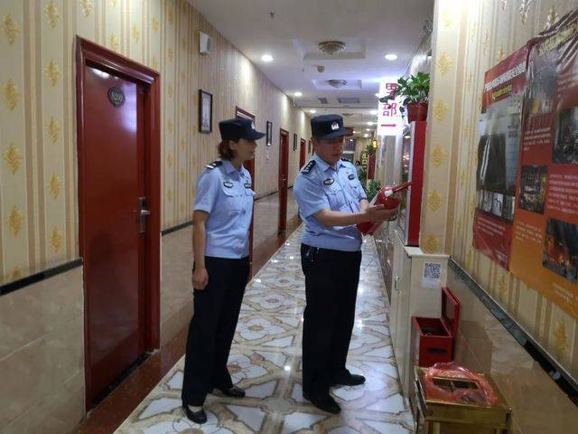 安阳市开展大行动出动警力1809人涉及全市范围