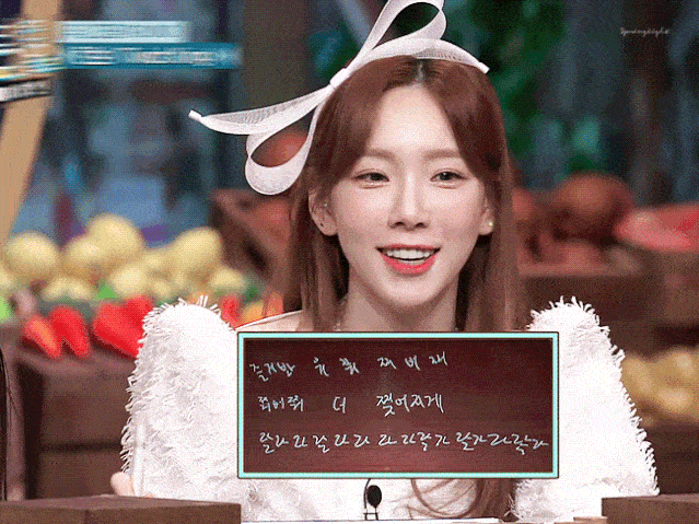 节目这位女团爱豆的三种不同发色,好看到无法抉择!_金泰妍