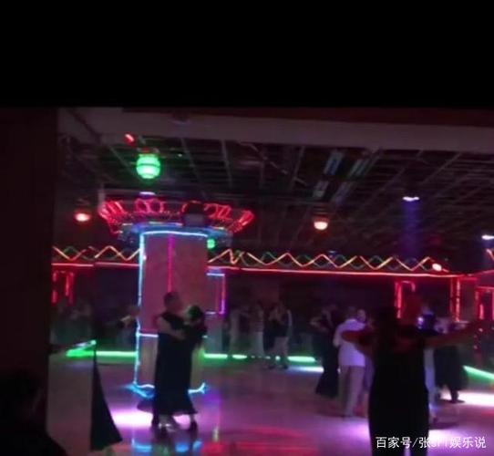 歌手柳爽的歌曲《漠河舞厅》走红你听过漠河舞厅的爱情故事吗?