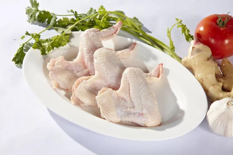 冰鲜品:白条鸡, 老母鸡, 鸡大胸, 鸡翅中,鸡翅根, 鸡爪 等