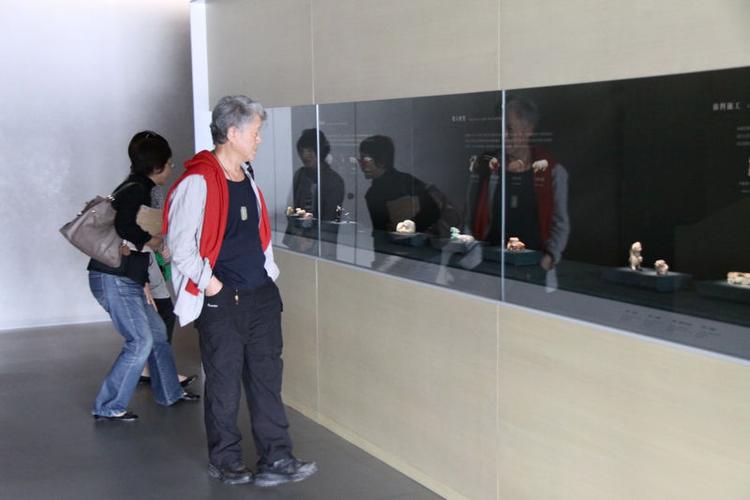【现场直击】林怀民,蒋勋参访震旦博物馆