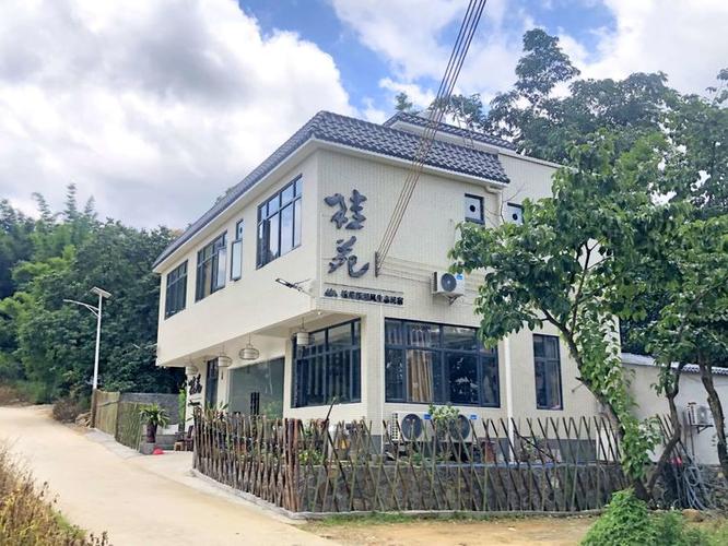 从化吕田桂峰桂苑新国风生态民宿(7房8卫9床)