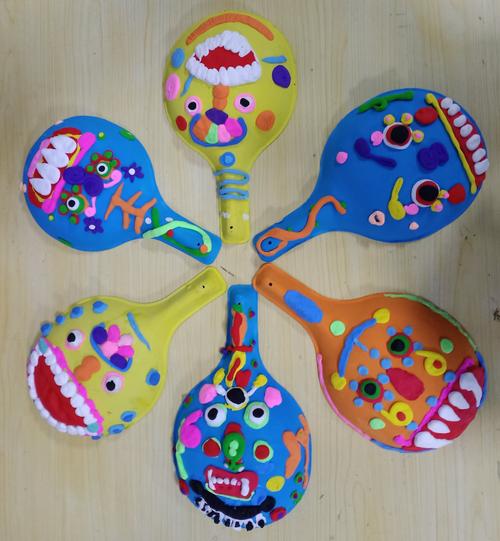 外国语小学二三年级美术课——粘土制作《创意马勺粘土》