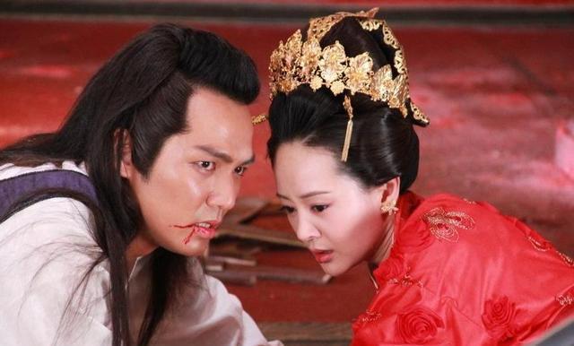 明月心张定涵在《司藤》中沦为大妈角色