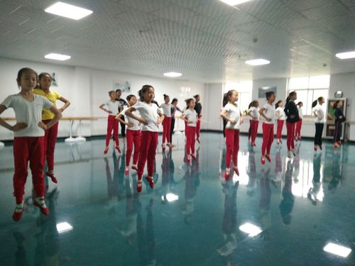 马兰花艺术培训学校