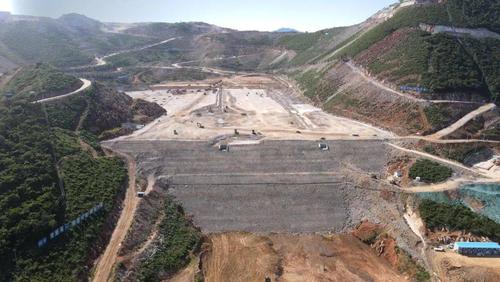 广东深圳,河北张河湾,福建仙游,江西洪屏等一大批抽水蓄能电站工程,以