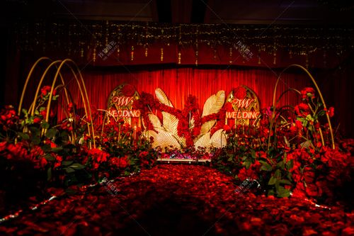 红色婚礼现场布置