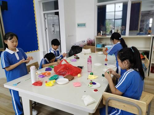 湘东云程实验学校——超轻粘土社团
