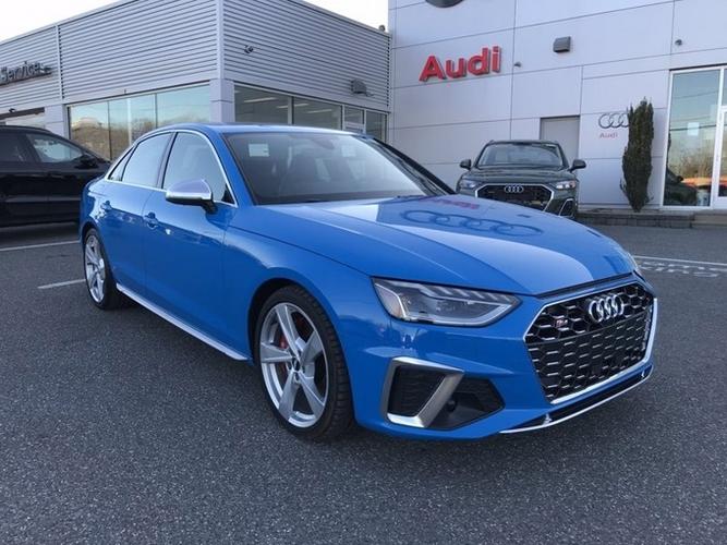 新款奥迪s4到店实拍!搭载3.0t v6动力