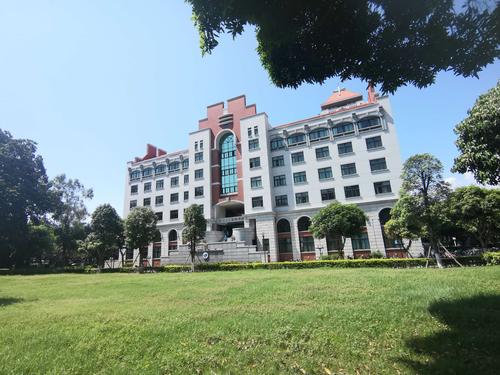 厦大～～你们的大学,我来了.