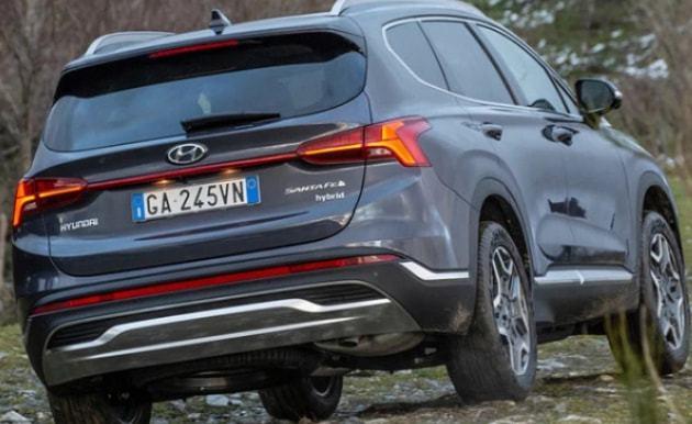 现代全新胜达外观曝光大尺寸进气格栅分体式led车灯