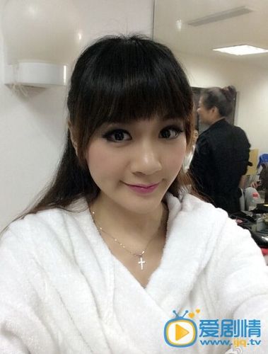 淑女涩男vivian是谁演的 vivian扮演者张钟仪资料