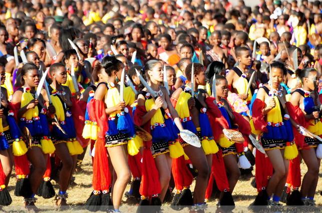 斯威士兰(3)裸体选妃国王只为娱乐自己 - 顽童有点儿老 - 顽童有点儿