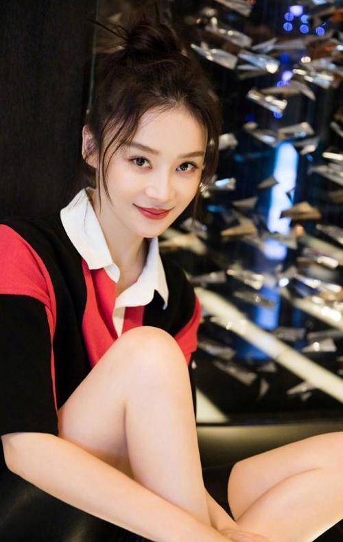 袁姗姗常年健身马甲线清晰可见曾表示减肥除运动还需做到一点