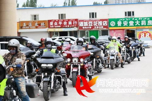 广州哈雷摩托车 车队途.
