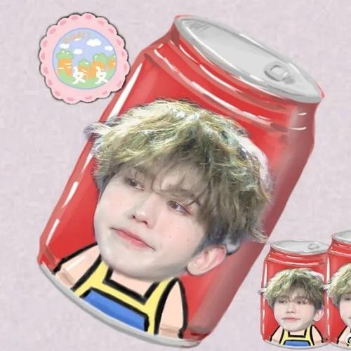 发一点巨星蔡徐坤的丑照吧