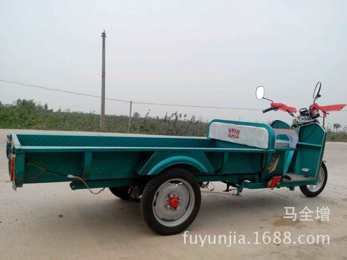 果园电动三轮车