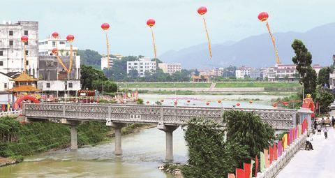 河婆新济襄桥,济襄亭,桥西路全景   李维照摄