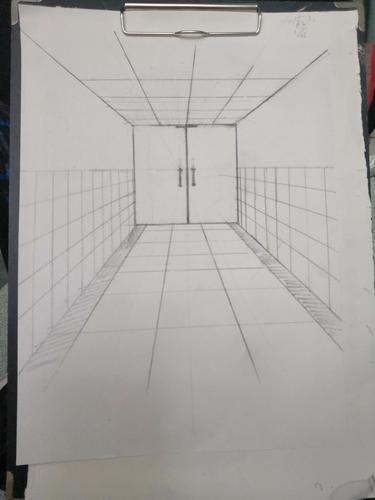 我们在走廊里面也画了自己的第一张透视图,这是我的作业,,没有很好