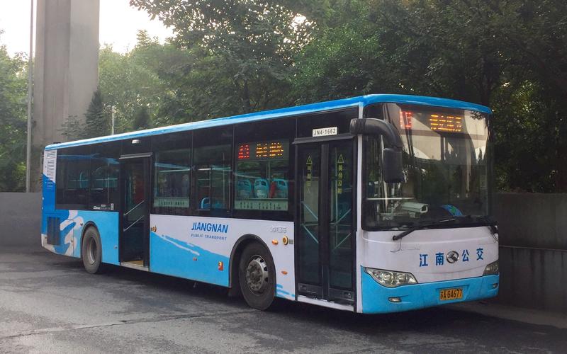 南京公交江南公交43路龙江新城市广场双桥门东第一视角全程前方展望