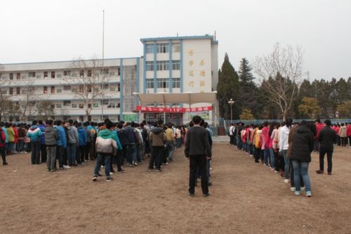 汉中市陕飞一中消防演练